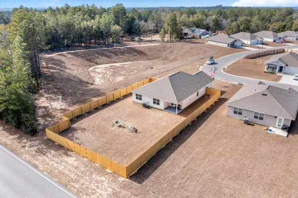 $319,999 | 3411 Phoenix Court, Crestview, FL 32539