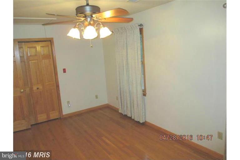 6743 Howellsville Road Boyce, VA 22620 - Photo 10 of 17 Bedroom (Master)