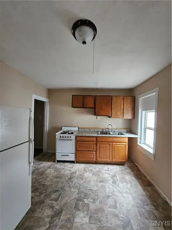 $149,900 | 1230 Court Street, Utica, NY 13502