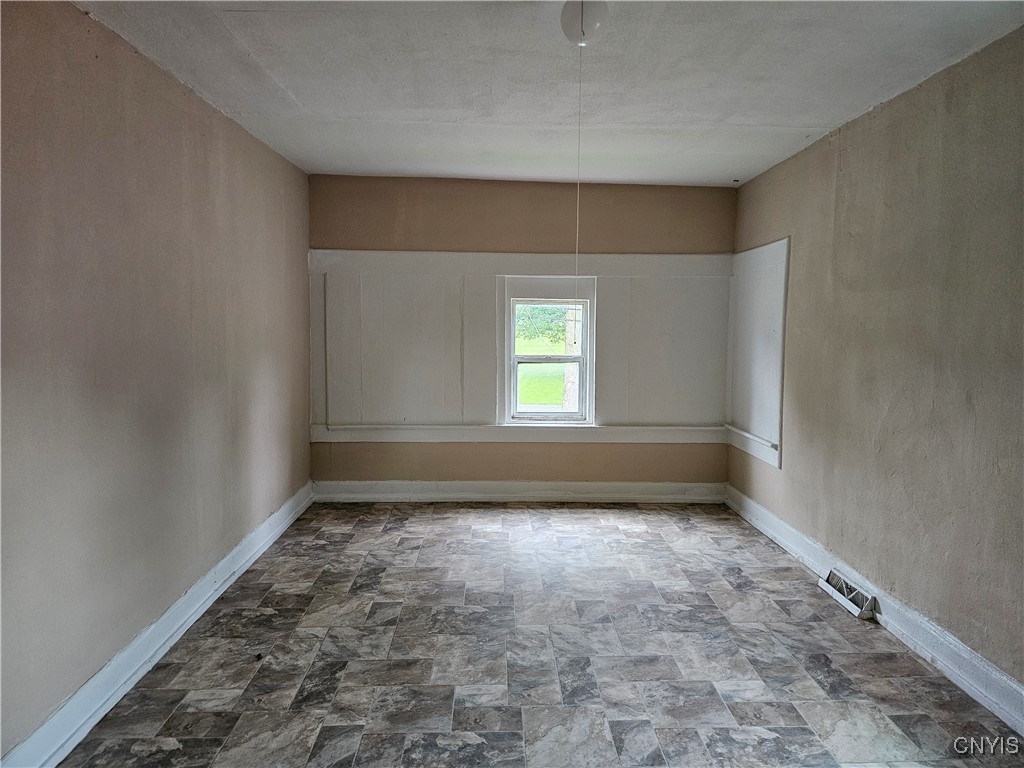 1230 Court Street Utica, NY 13502 - Photo 15 of 25