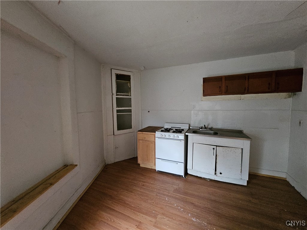 1230 Court Street Utica, NY 13502 - Photo 22 of 25