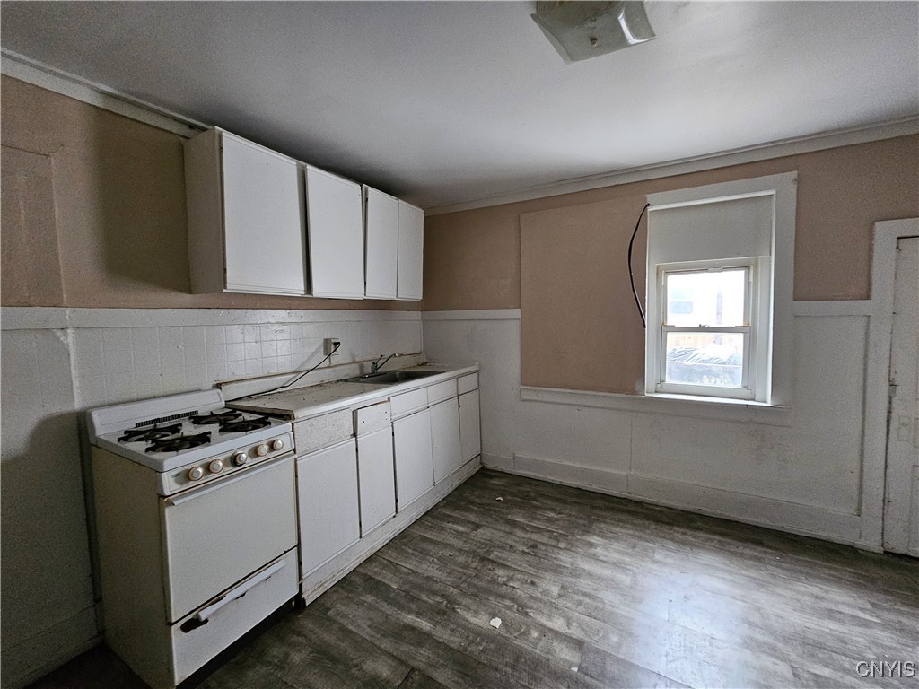 1230 Court Street Utica, NY 13502 - Photo 3 of 25