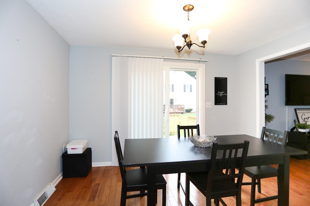 140 Ridge Road, Unit 140 Northborough, MA 01532 - Photo 5 of 19 Gallery Image 5