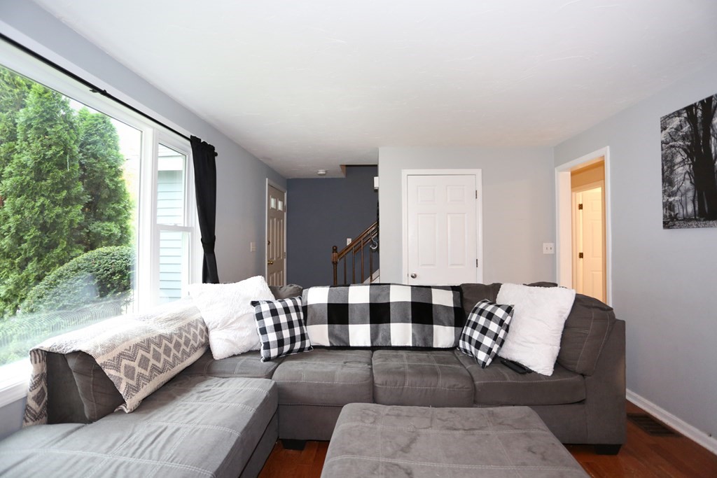 140 Ridge Road, Unit 140 Northborough, MA 01532 - Photo 9 of 19 Gallery Image 9