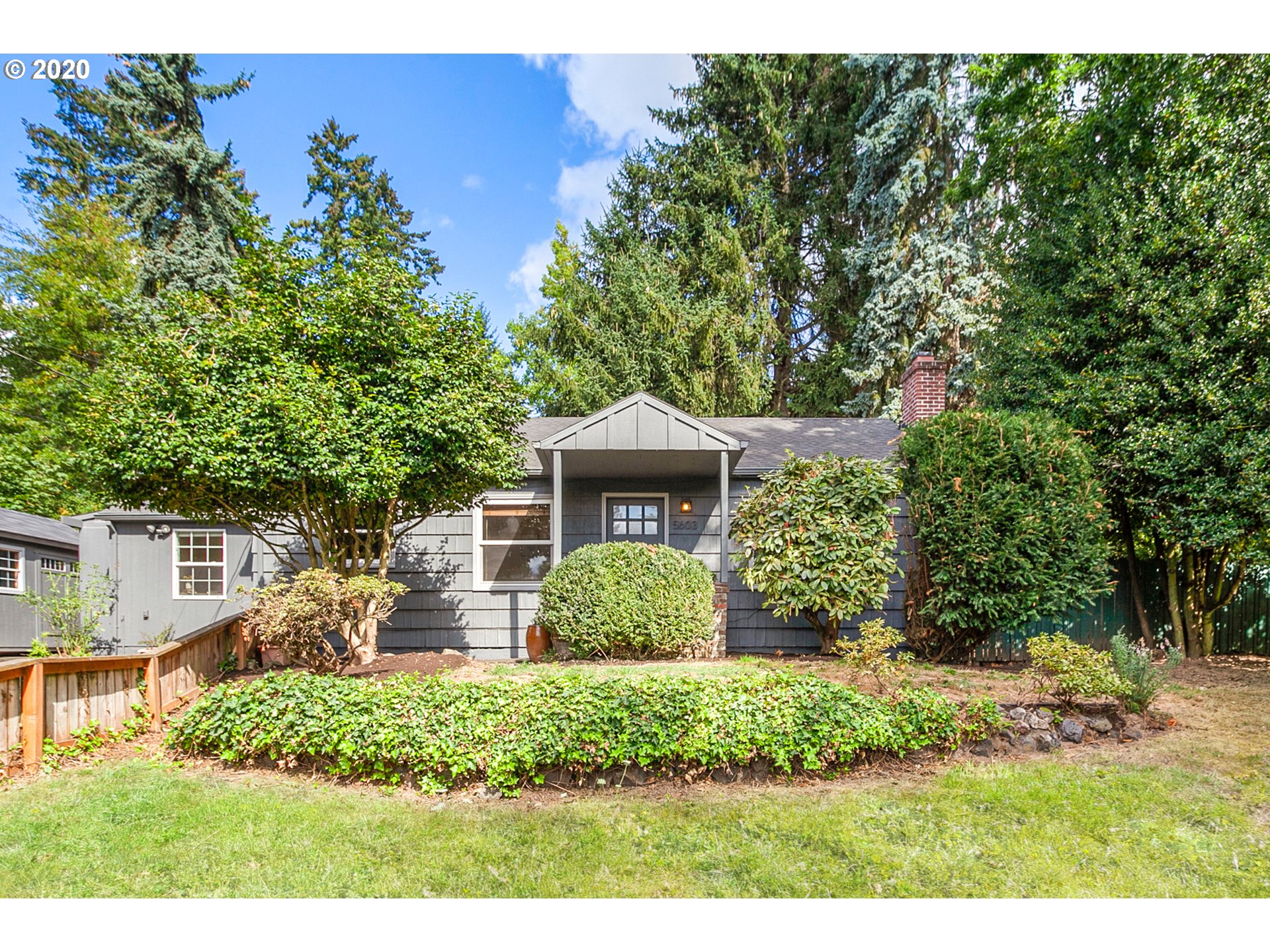 5603 Southwest Cameron Road Portland, OR 97221 - Photo 1 of 25 Gallery Image 1