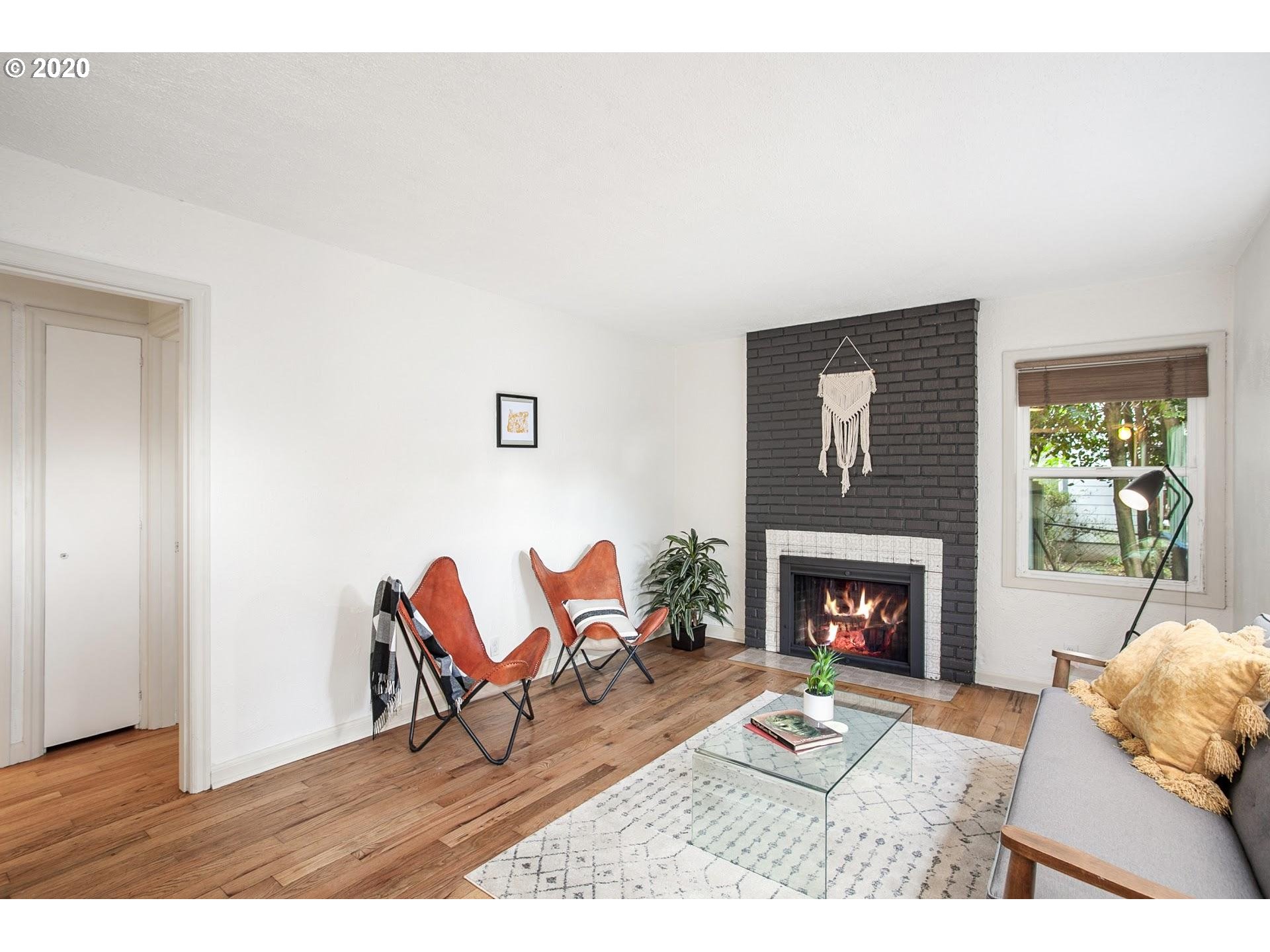 5603 Southwest Cameron Road Portland, OR 97221 - Photo 3 of 25 Gallery Image 3