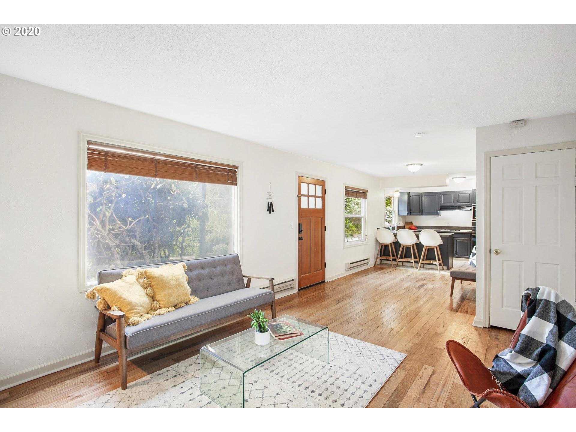 5603 Southwest Cameron Road Portland, OR 97221 - Photo 5 of 25 Gallery Image 5
