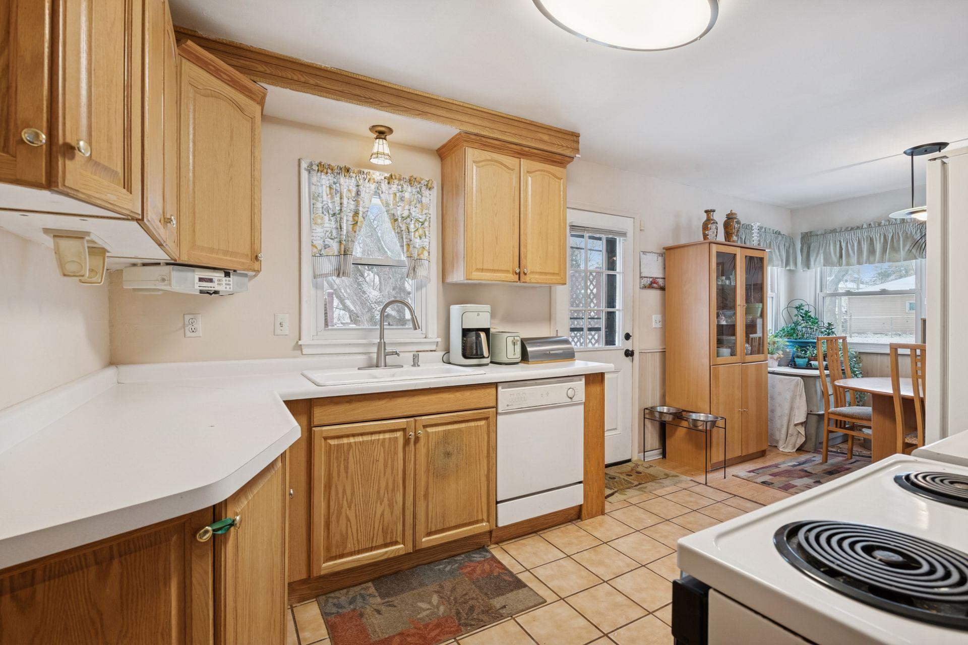 8836 James Avenue South Bloomington, MN 55431 - Photo 15 of 34