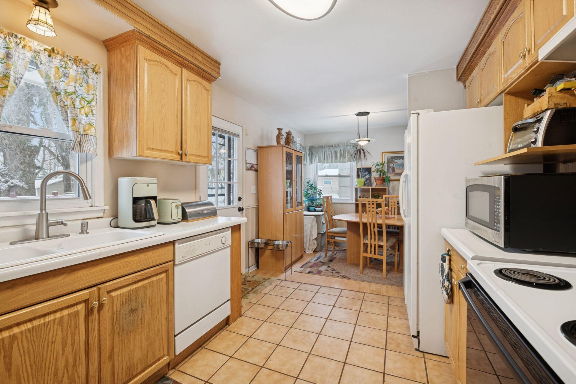 8836 James Avenue South Bloomington, MN 55431 - Photo 16 of 34