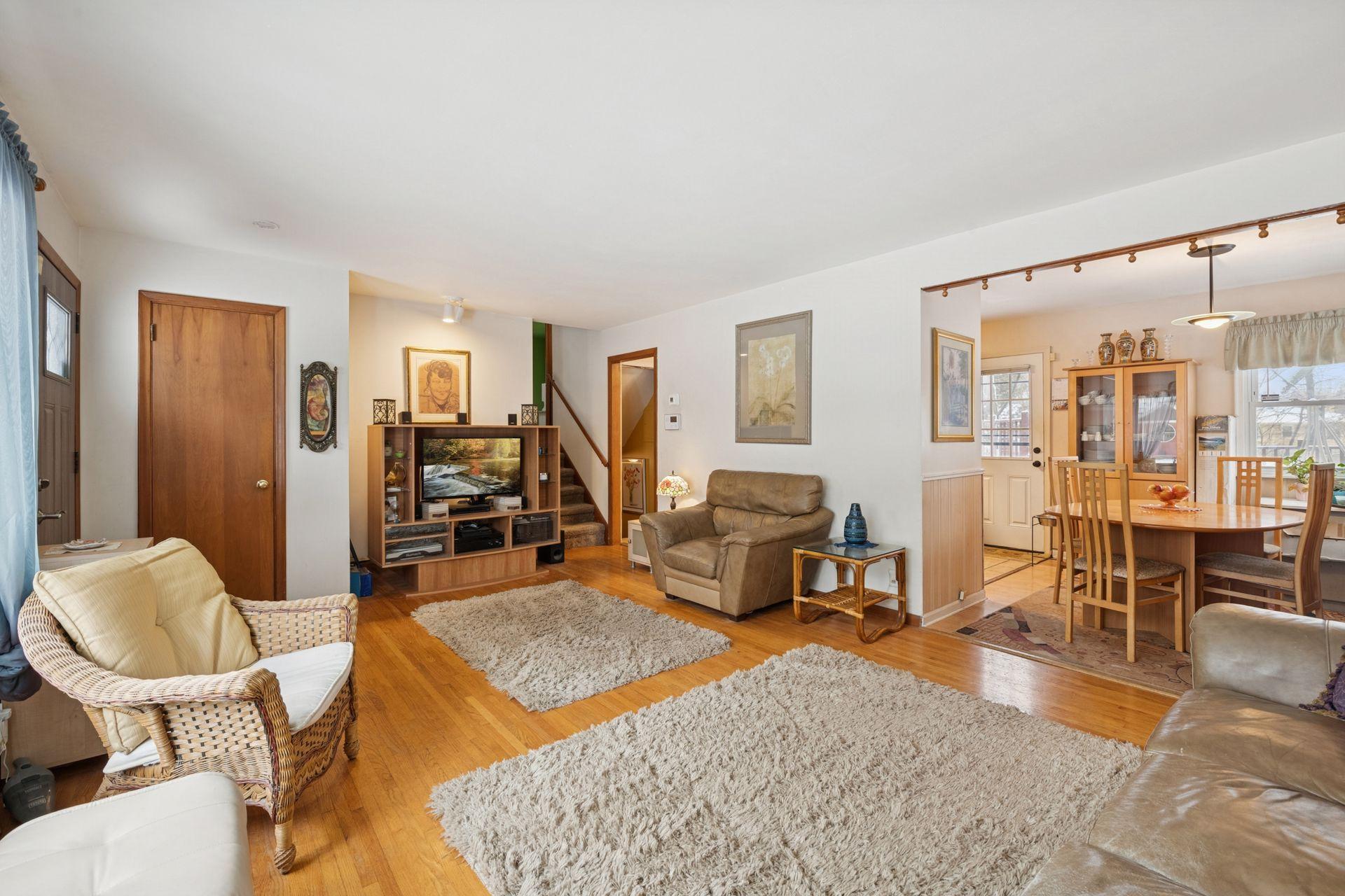 8836 James Avenue South Bloomington, MN 55431 - Photo 9 of 34