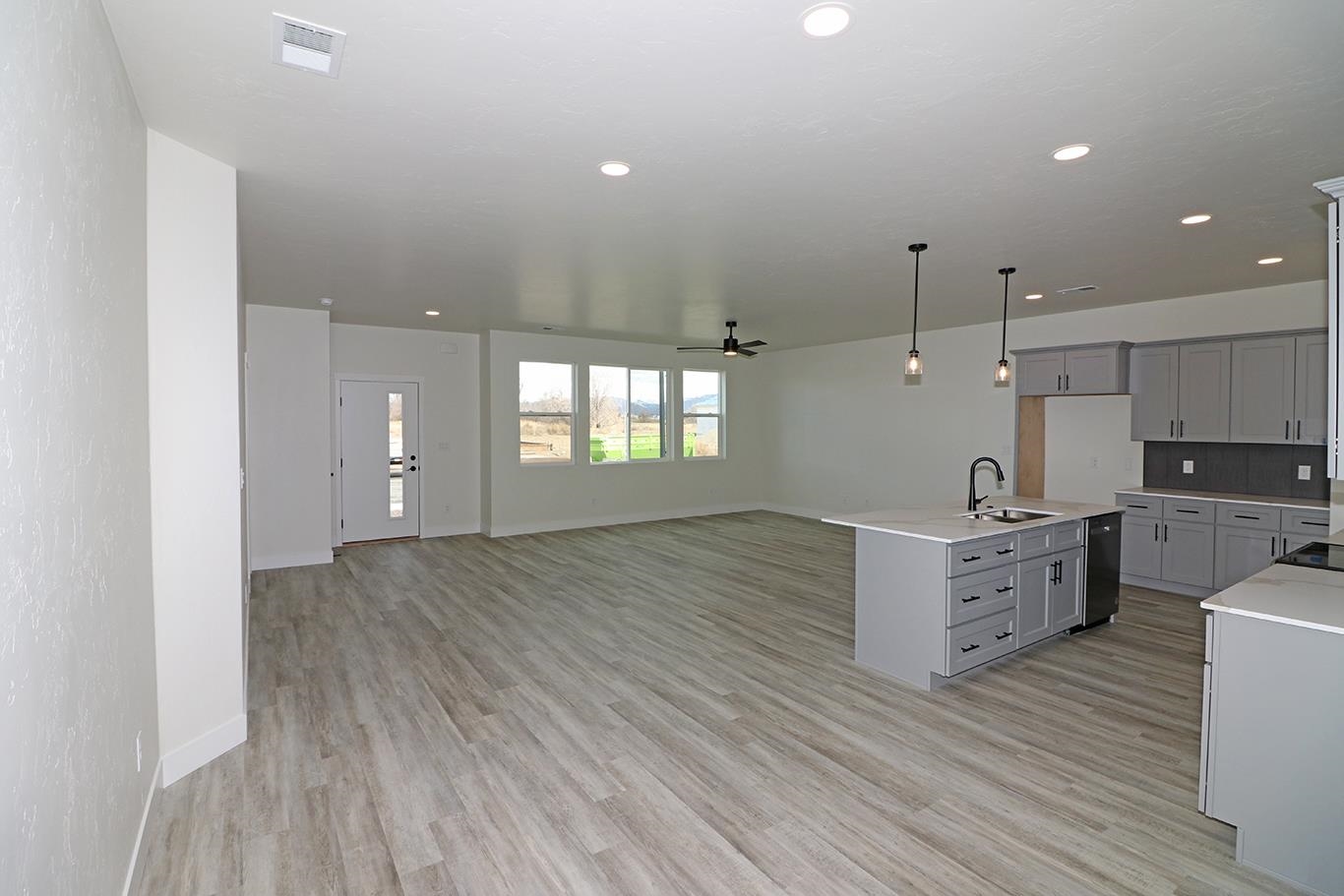 1654 Tungsten Way Fruita, CO 81521 - Photo 4 of 22