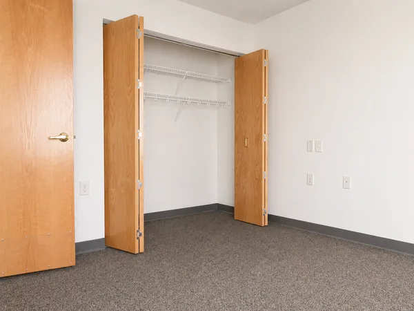 $700 | 2107 Nobles Street, Unit 212, Worthington, MN 56187