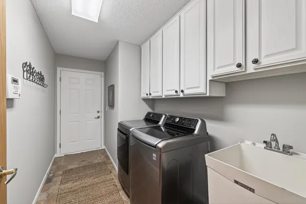 $450,000 | 16103 70th Place North, Maple Grove, MN 55311