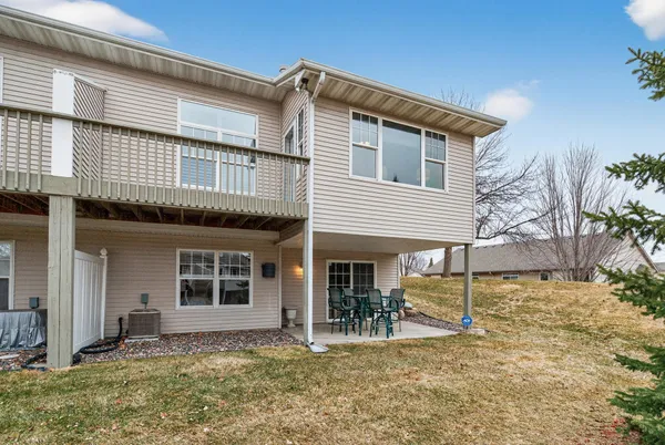 $450,000 | 16103 70th Place North, Maple Grove, MN 55311