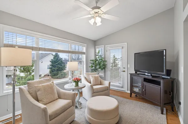 $450,000 | 16103 70th Place North, Maple Grove, MN 55311