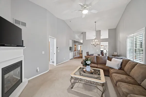 $450,000 | 16103 70th Place North, Maple Grove, MN 55311