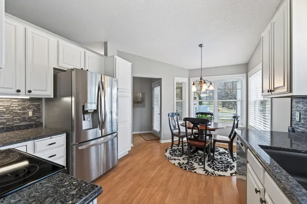 $450,000 | 16103 70th Place North, Maple Grove, MN 55311