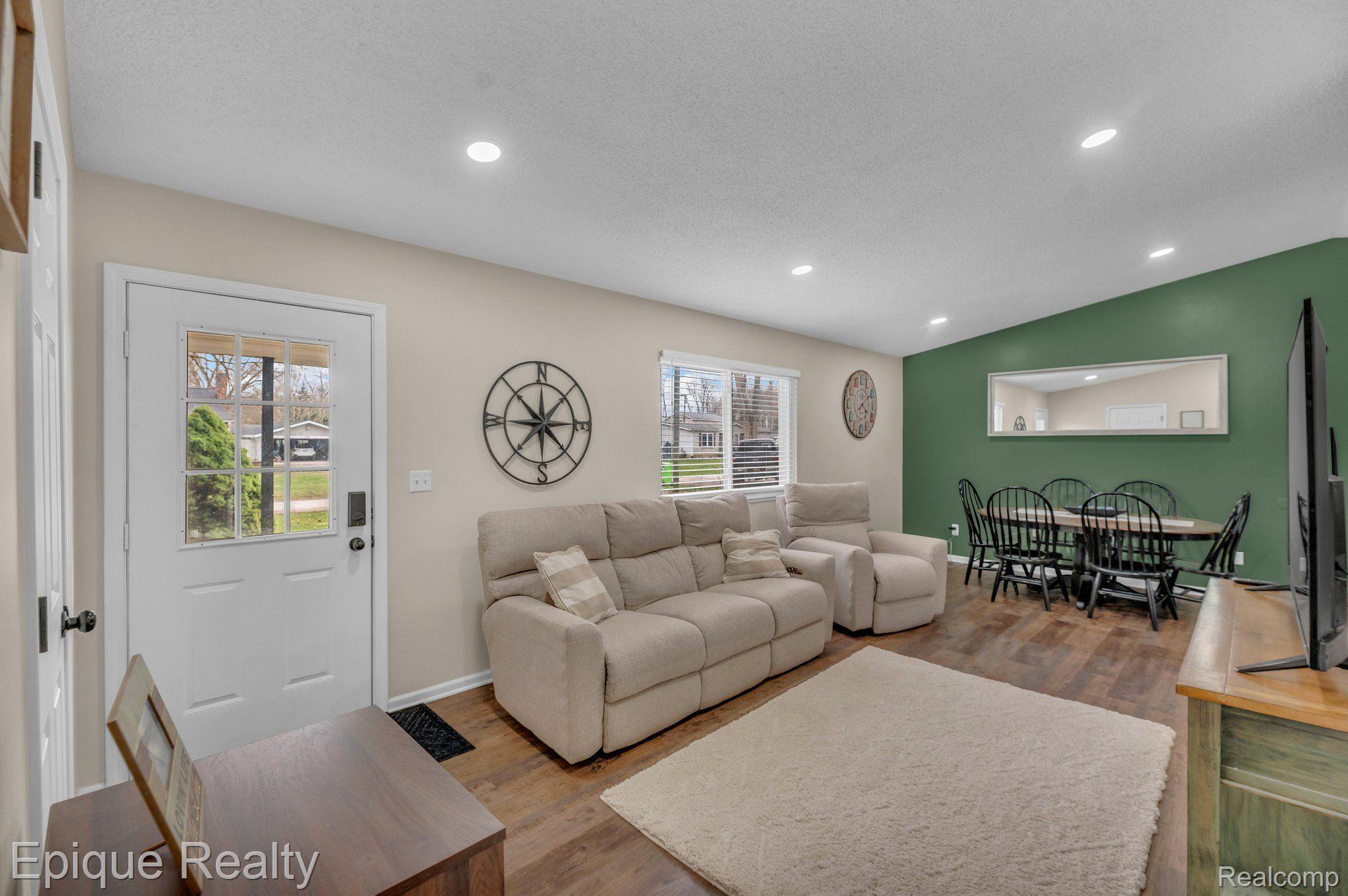 335 Delaware Road Whitmore Lake, MI 48189 - Photo 7 of 31 Gallery Image 7