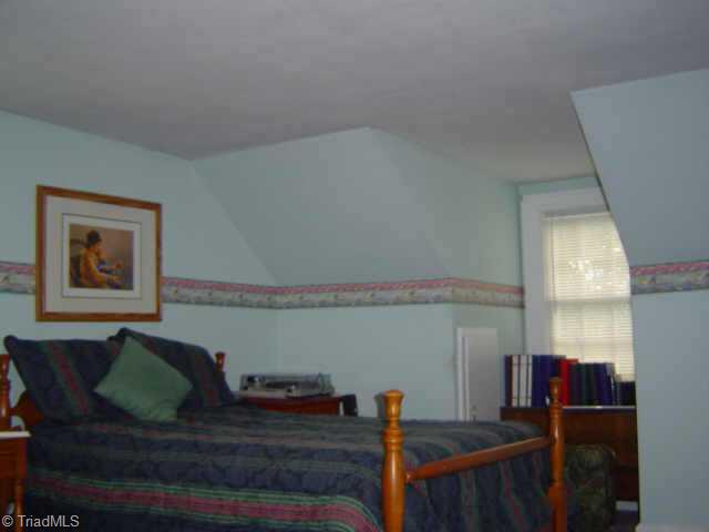 912 Johnson Street High Point, NC 27262 - Photo 8 of 9 Other.