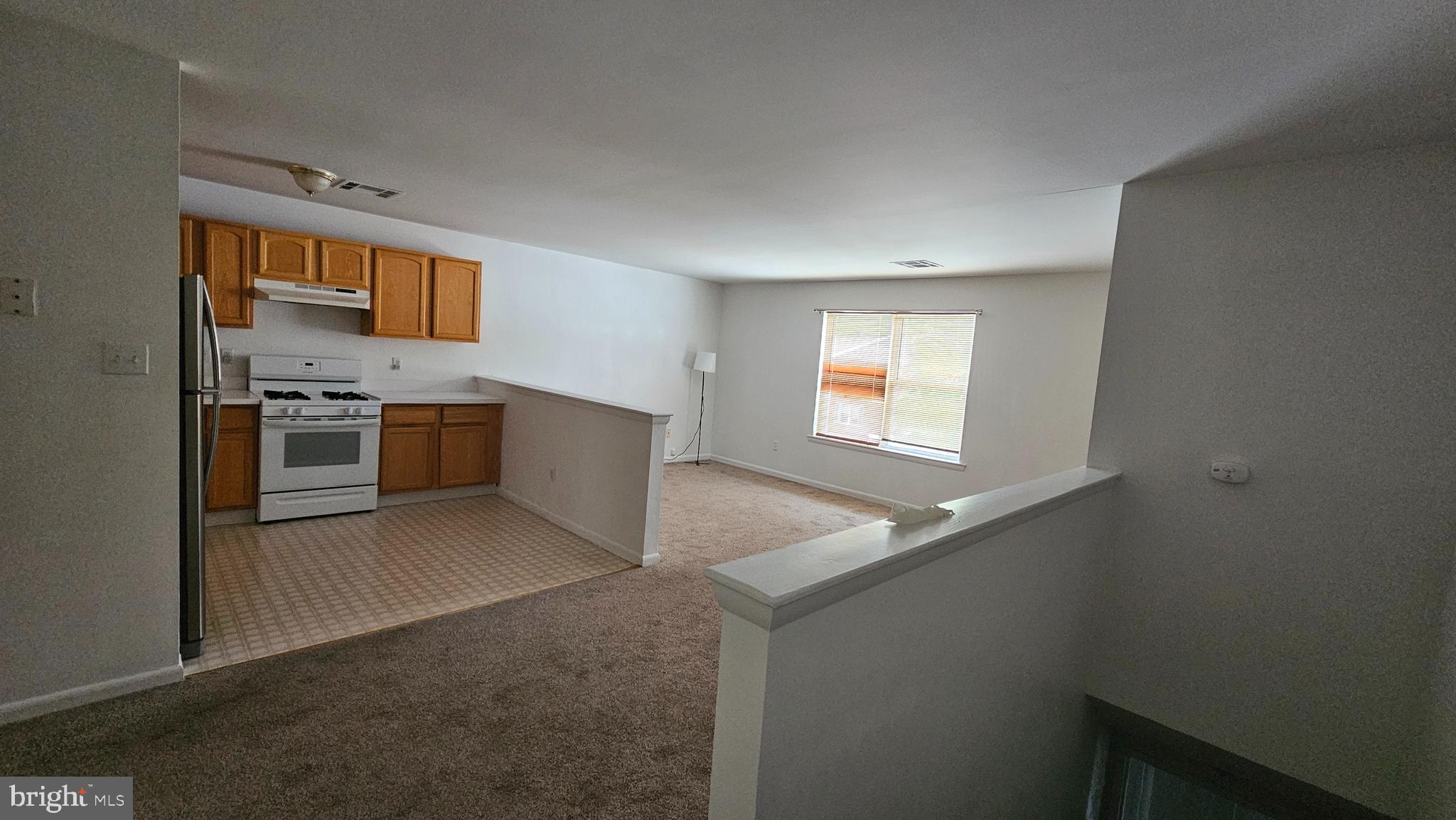 9428 Woodbridge Road, Unit 2 Philadelphia, PA 19114 - Photo 4 of 24