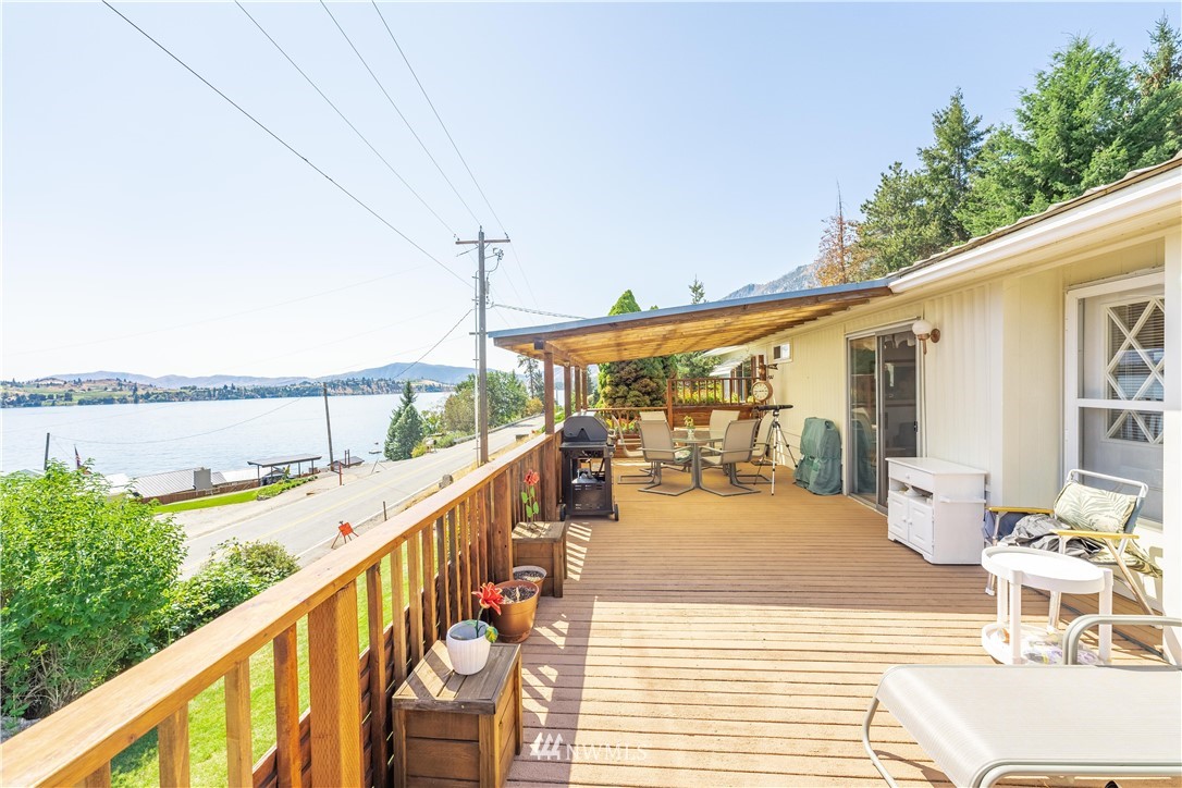 15071 South Lakeshore Road Chelan, WA 98816 - Photo 26 of 38 Gallery Image 26