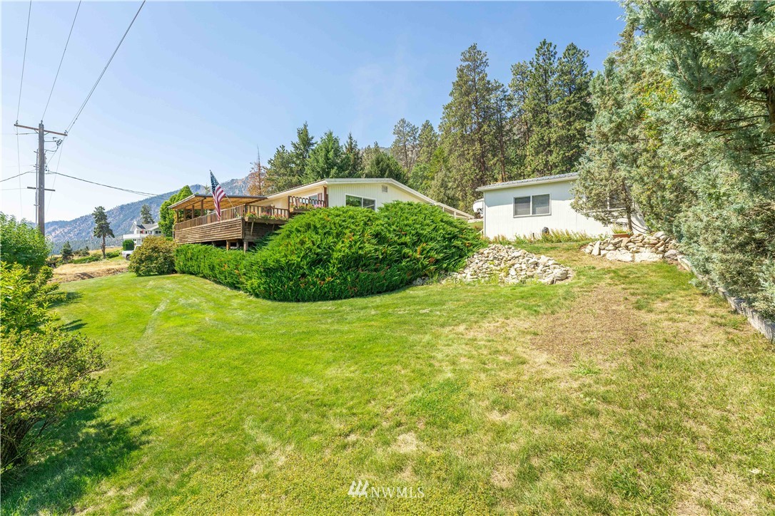15071 South Lakeshore Road Chelan, WA 98816 - Photo 31 of 38 Gallery Image 31