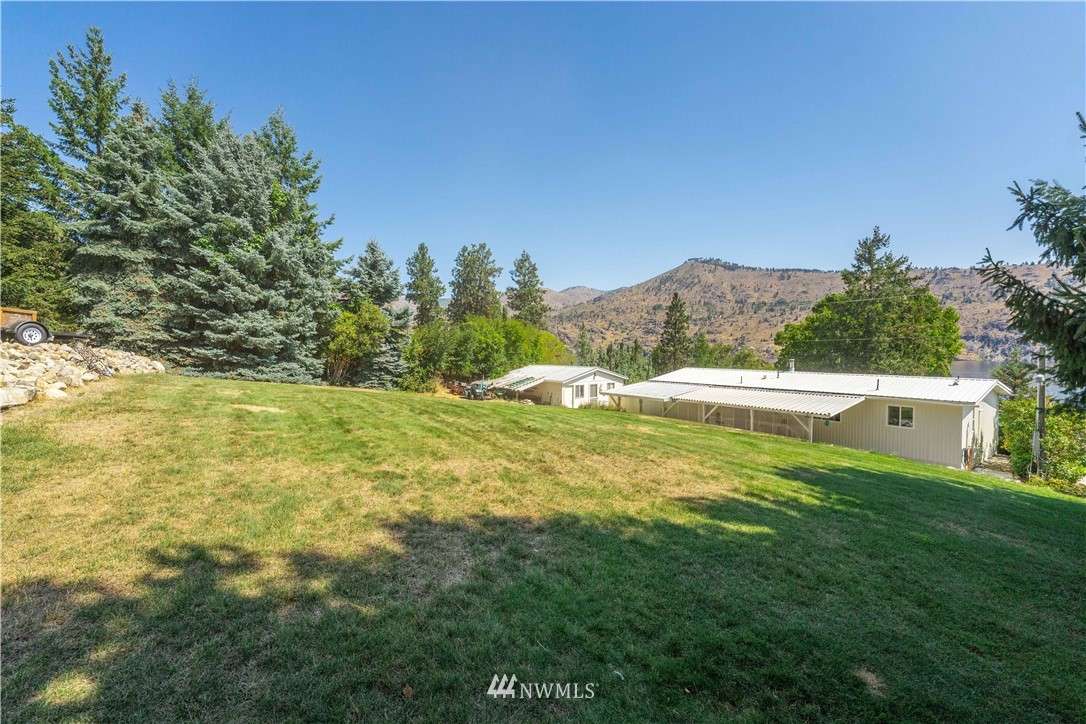 15071 South Lakeshore Road Chelan, WA 98816 - Photo 37 of 38 Gallery Image 37