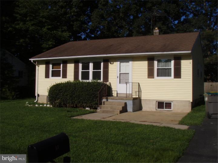 13 Robert Road New Castle, DE 19720 - Photo 1 of 19 Gallery Image 1