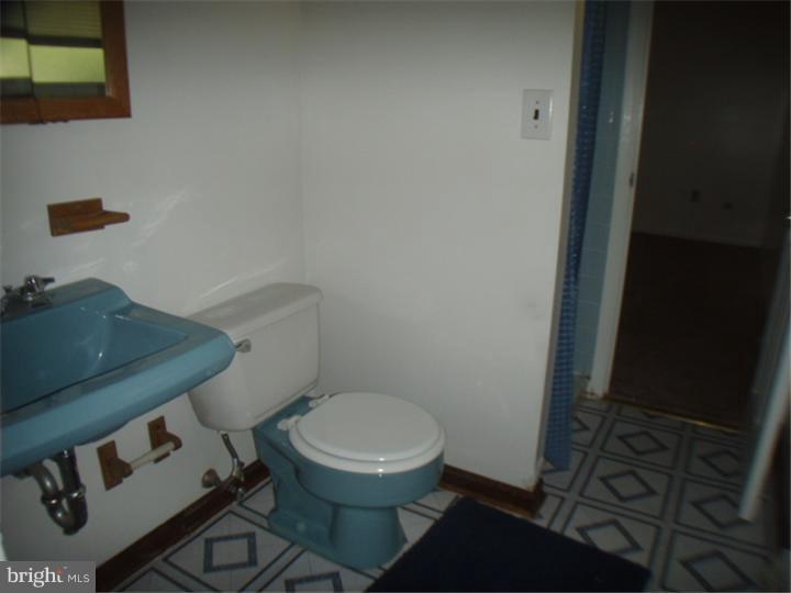 13 Robert Road New Castle, DE 19720 - Photo 11 of 19 Gallery Image 11