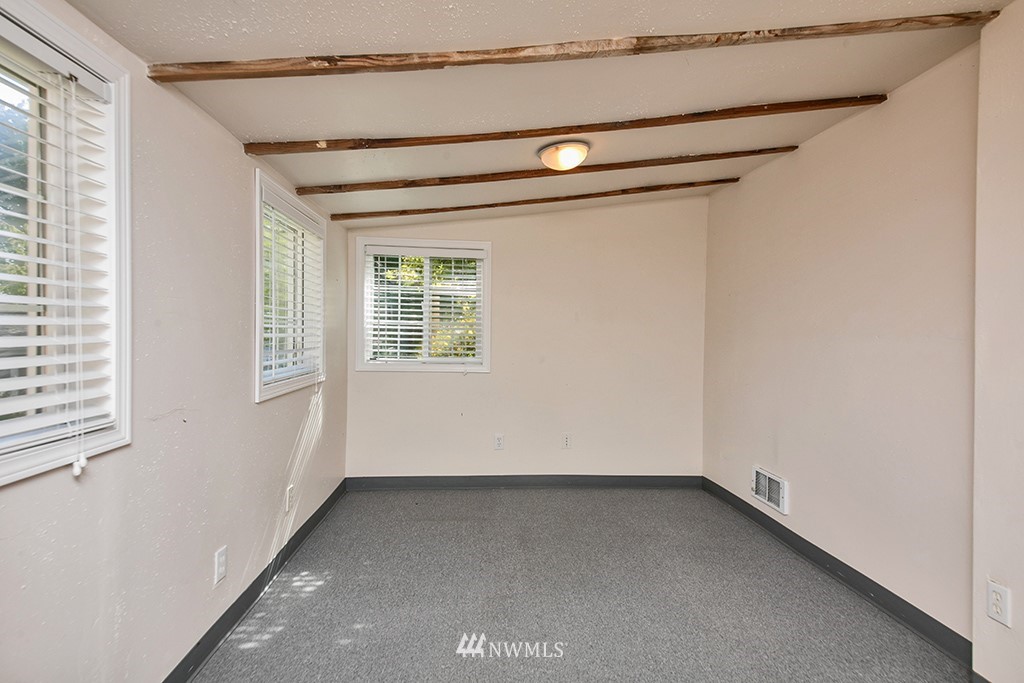5320 South Bercot Road Freeland, WA 98249 - Photo 22 of 25 Gallery Image 22