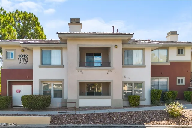 $1,830 | 1012 Domnus Lane, Unit 205, Las Vegas, NV 89144