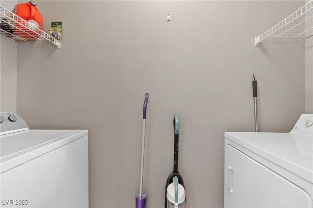 $1,830 | 1012 Domnus Lane, Unit 205, Las Vegas, NV 89144