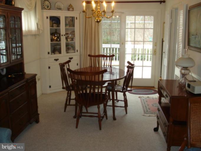 20 Ridgefield Road Lutherville-Timonium, MD 21093 - Photo 3 of 20 Dining Room