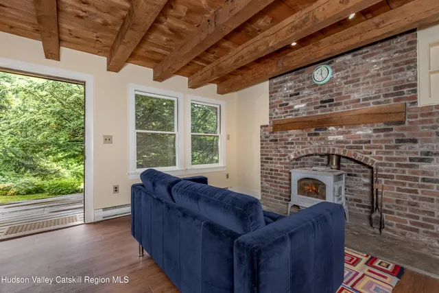 $575,000 | 571-575 Peninsula Boulevard, Cedarhurst, NY 11516