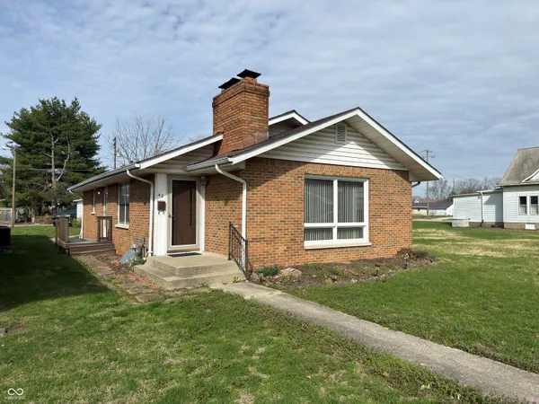 $196,000 | 42 South Ross Street, Columbus, IN 47201