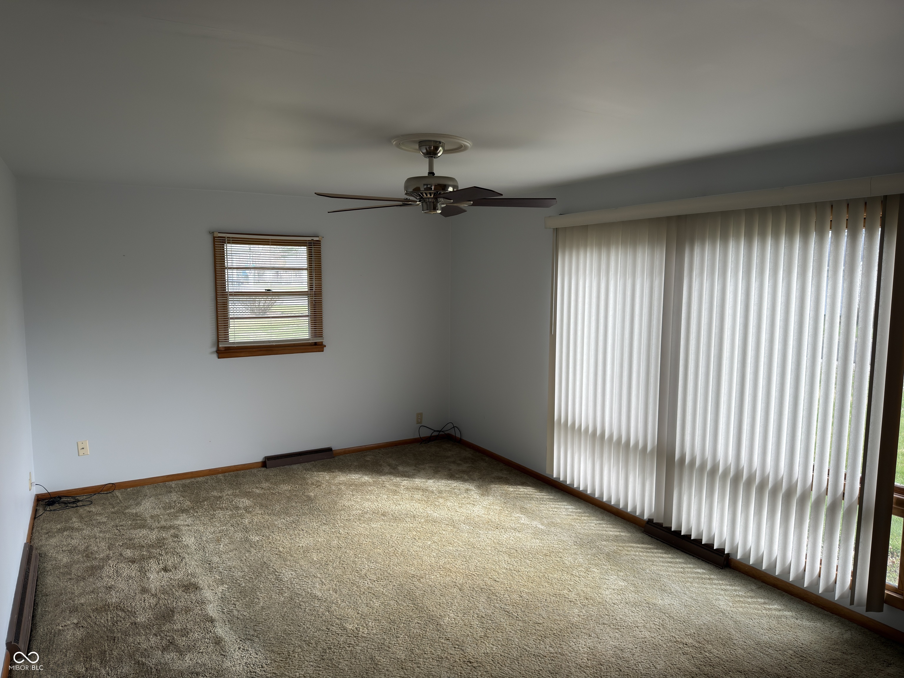 42 South Ross Street Columbus, IN 47201 - Photo 11 of 46