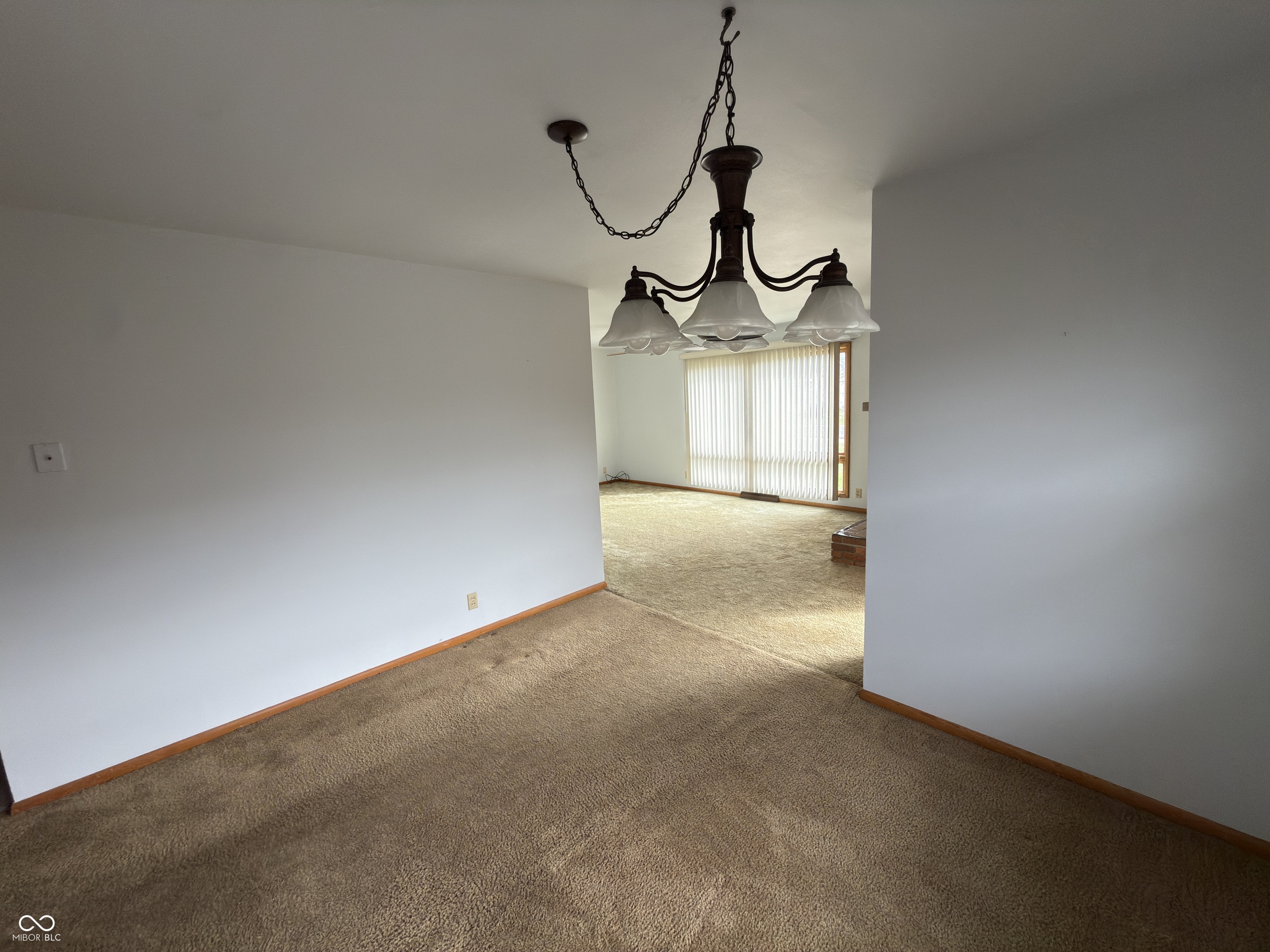 42 South Ross Street Columbus, IN 47201 - Photo 17 of 46