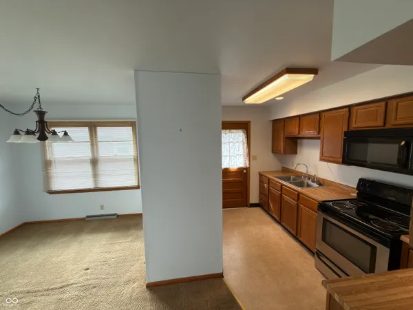 $196,000 | 42 South Ross Street, Columbus, IN 47201