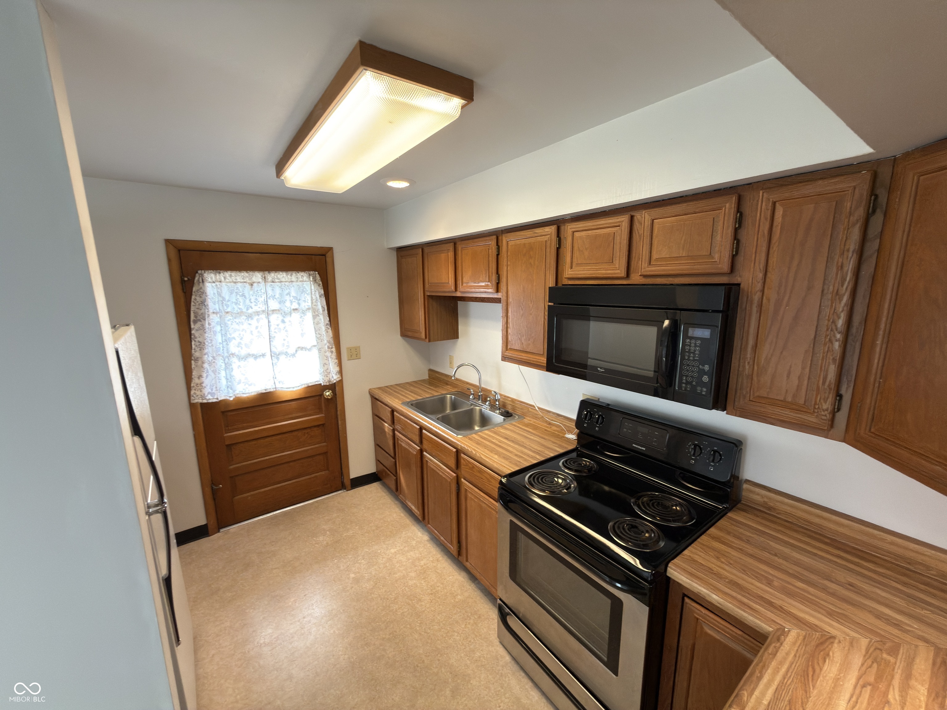 42 South Ross Street Columbus, IN 47201 - Photo 19 of 46