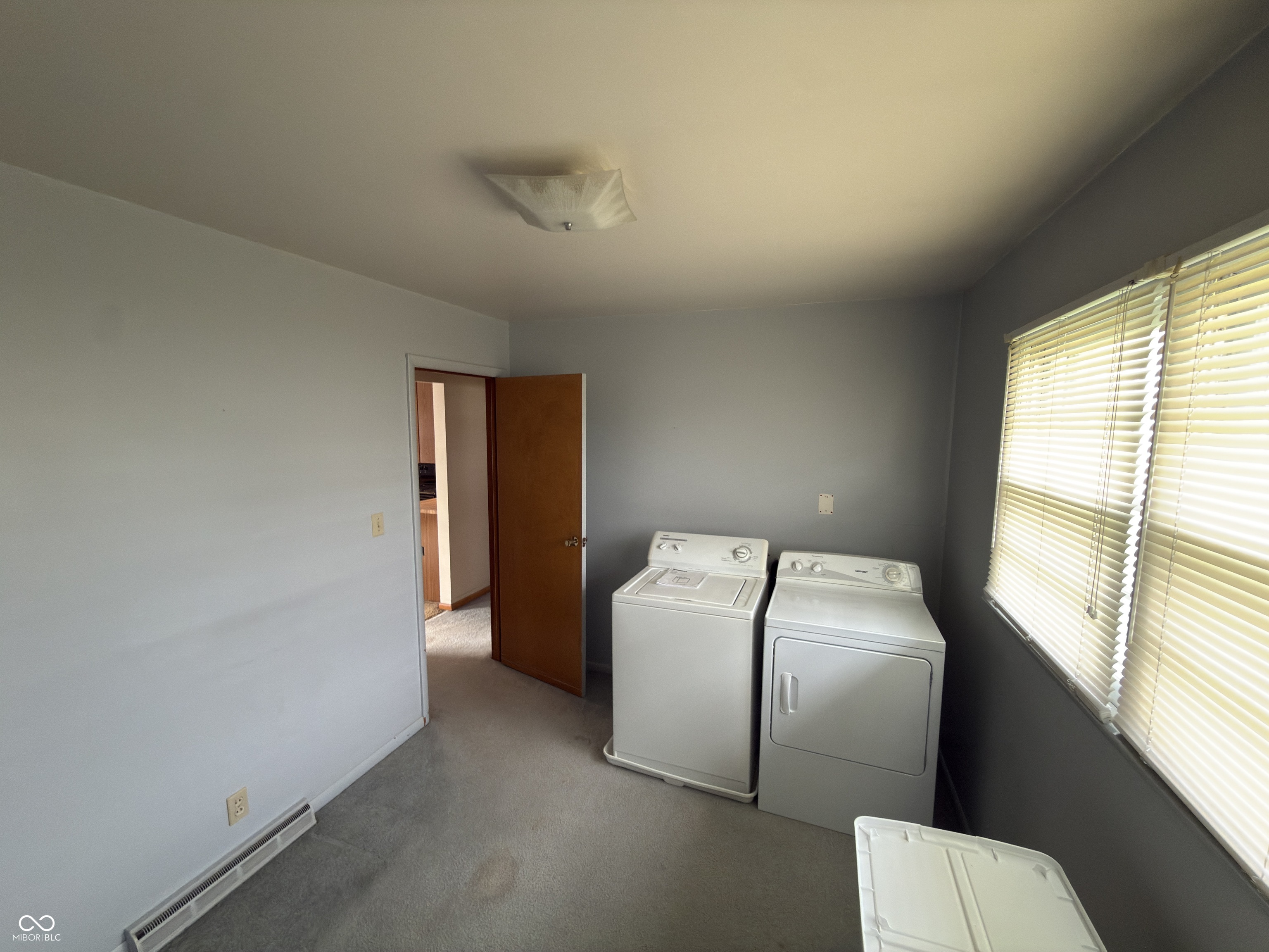 42 South Ross Street Columbus, IN 47201 - Photo 22 of 46