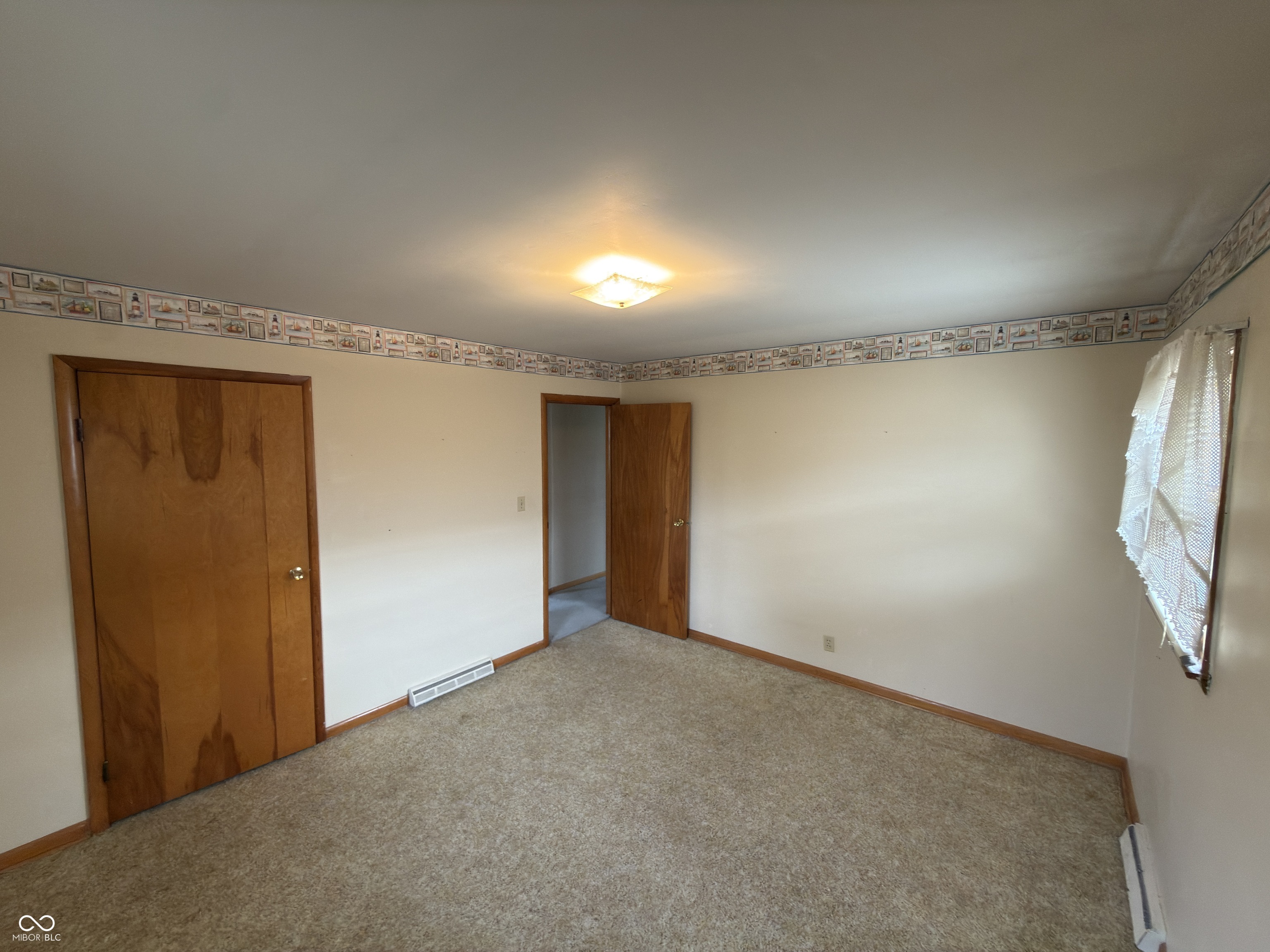 42 South Ross Street Columbus, IN 47201 - Photo 29 of 46