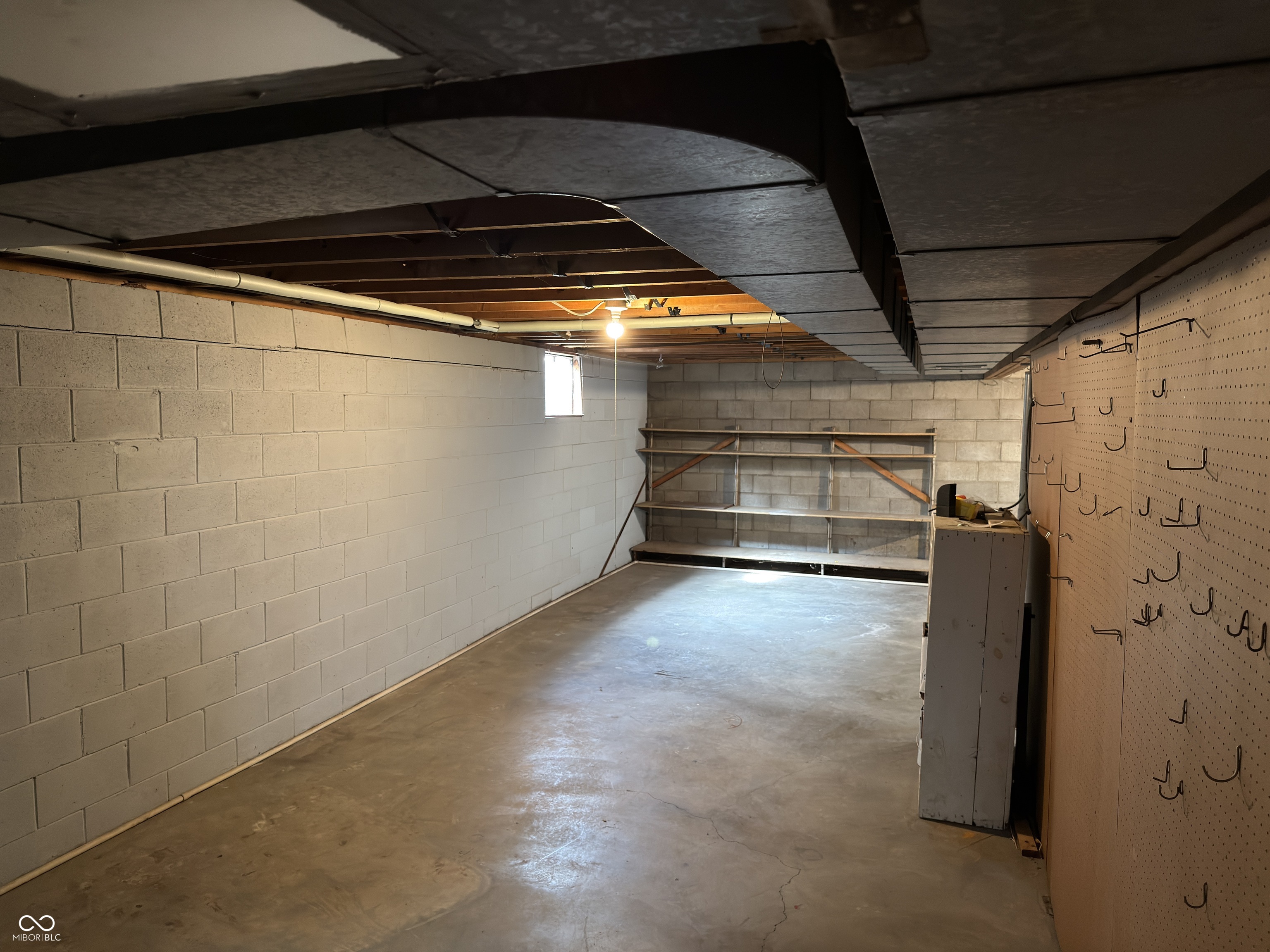 42 South Ross Street Columbus, IN 47201 - Photo 34 of 46