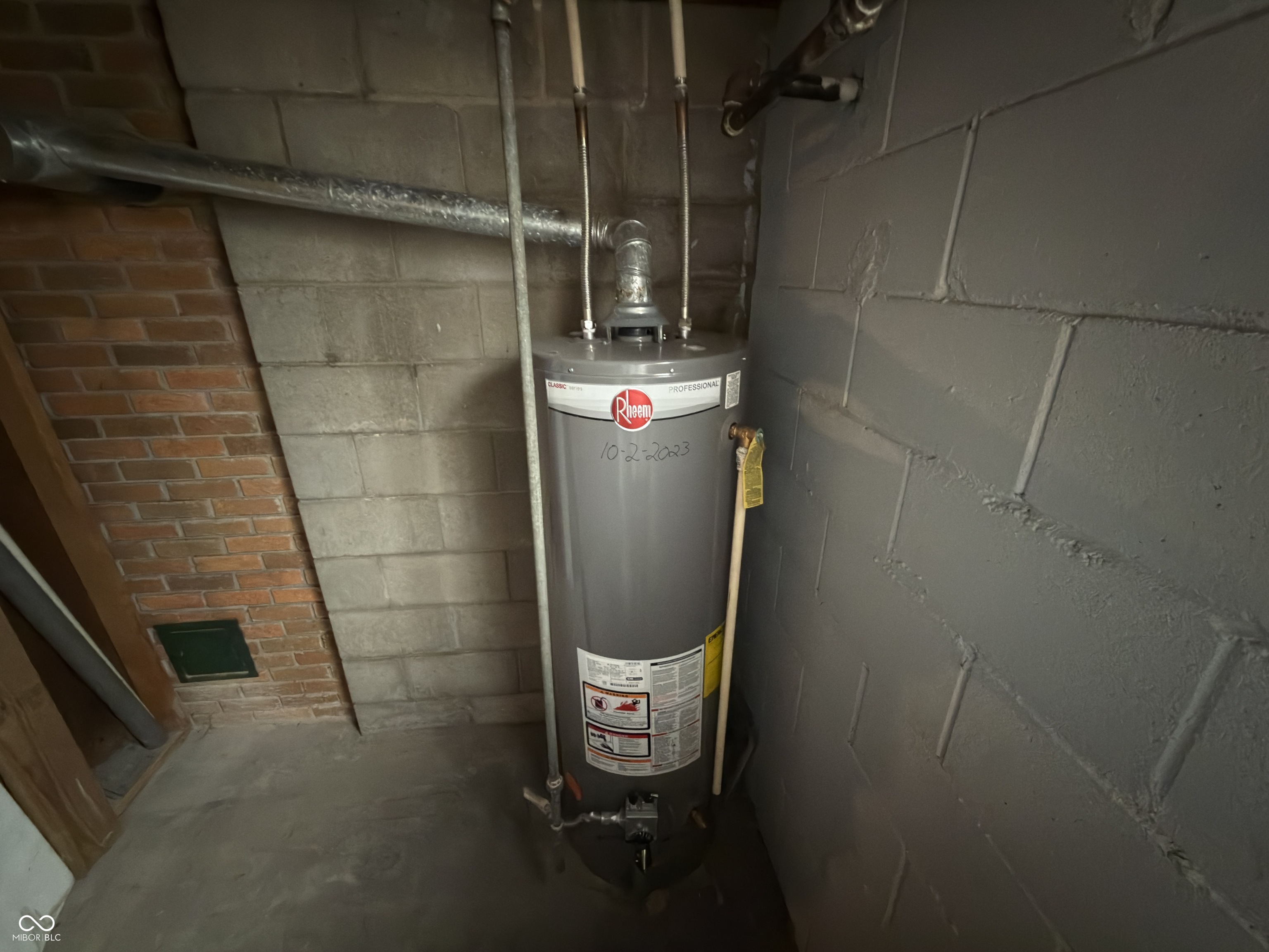 42 South Ross Street Columbus, IN 47201 - Photo 35 of 46