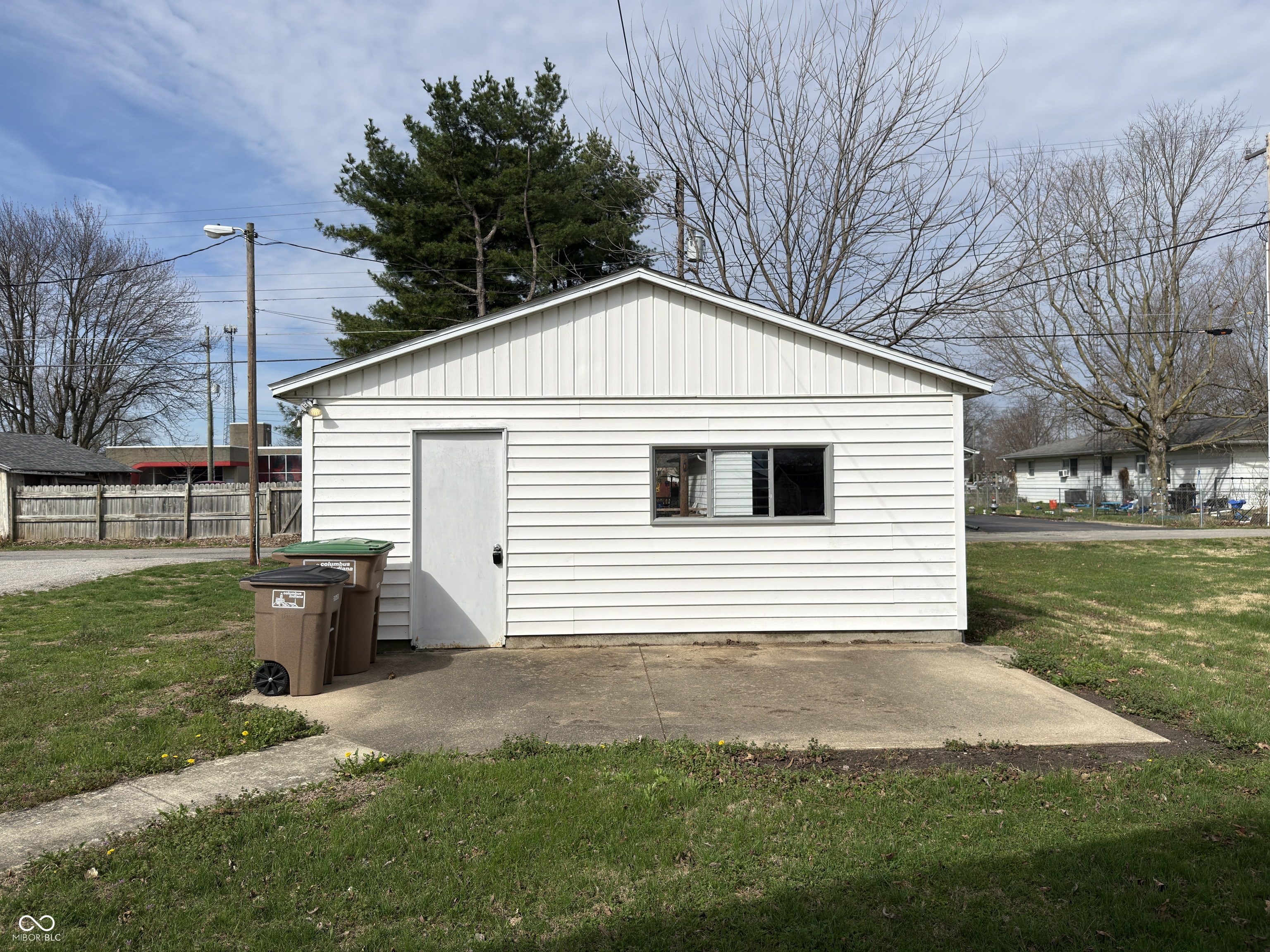 42 South Ross Street Columbus, IN 47201 - Photo 41 of 46