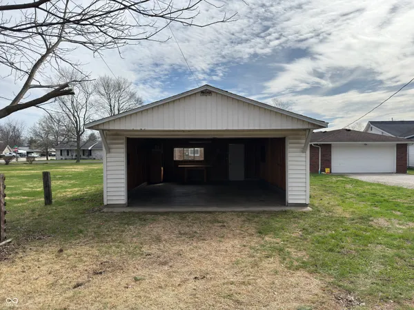 $196,000 | 42 South Ross Street, Columbus, IN 47201