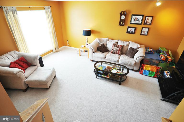 203 Pidco Road Reisterstown, MD 21136 - Photo 16 of 30 Living Room