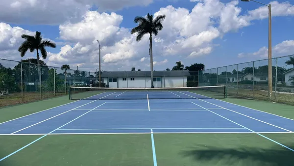 $1,400 | 2638 Gately Drive East, Unit 31, West Palm Beach, FL 33415