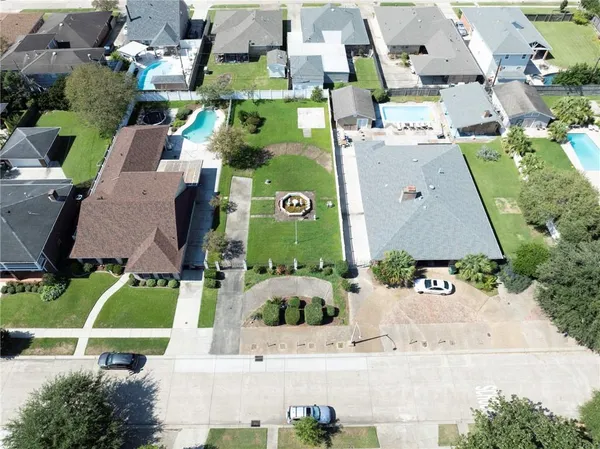 $284,900 | 4412 North Turnbull Drive, Metairie, LA 70002