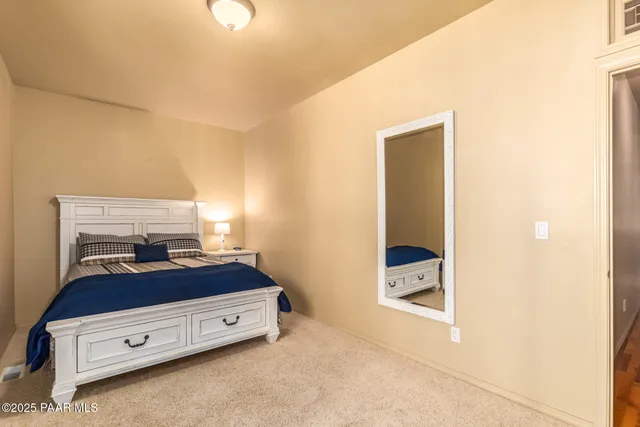 a view of utility room