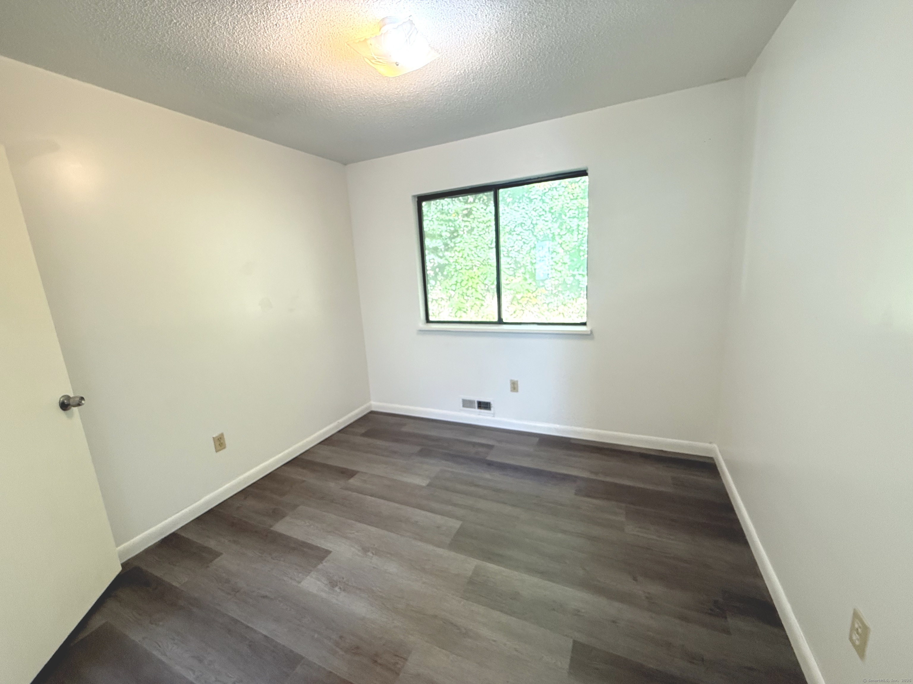 9 Jewett Street, Unit 11 Ansonia, CT 06401 - Photo 11 of 12